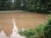 hrozící stav vody v rybníku